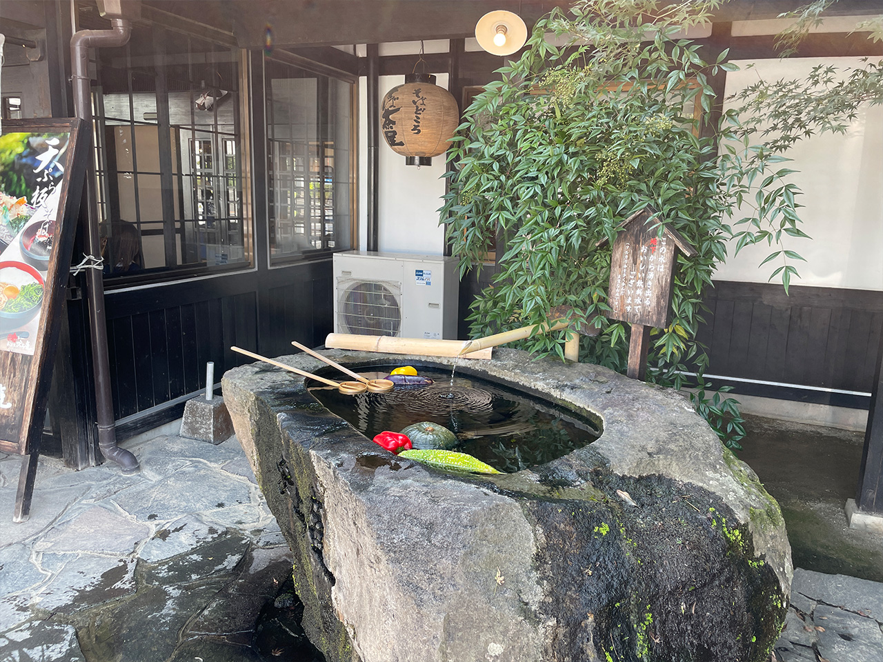 吹上庵人吉店水遊び