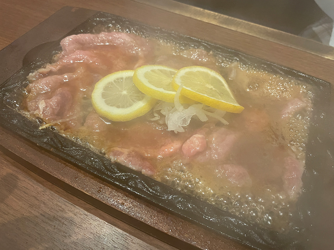 レモンドレイモンド上京店ビッグレモンステーキ