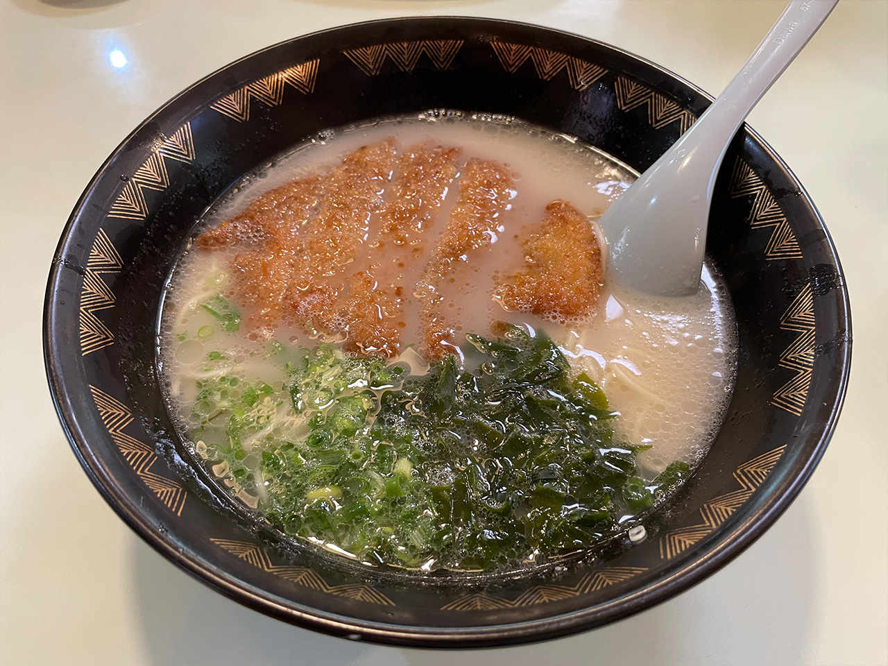 餃子会館とんかつラーメン