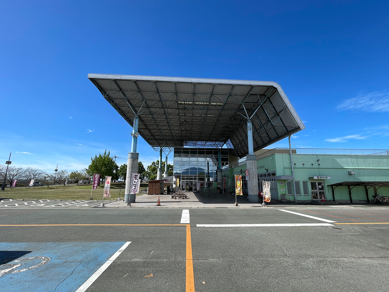 水辺プラザかもと